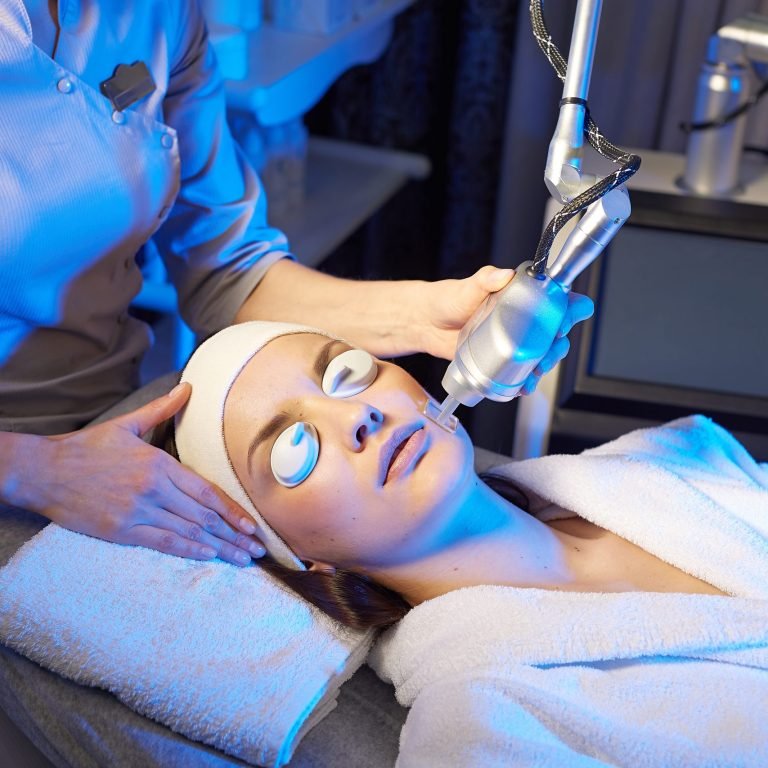 girl doing cosmetic procedures
